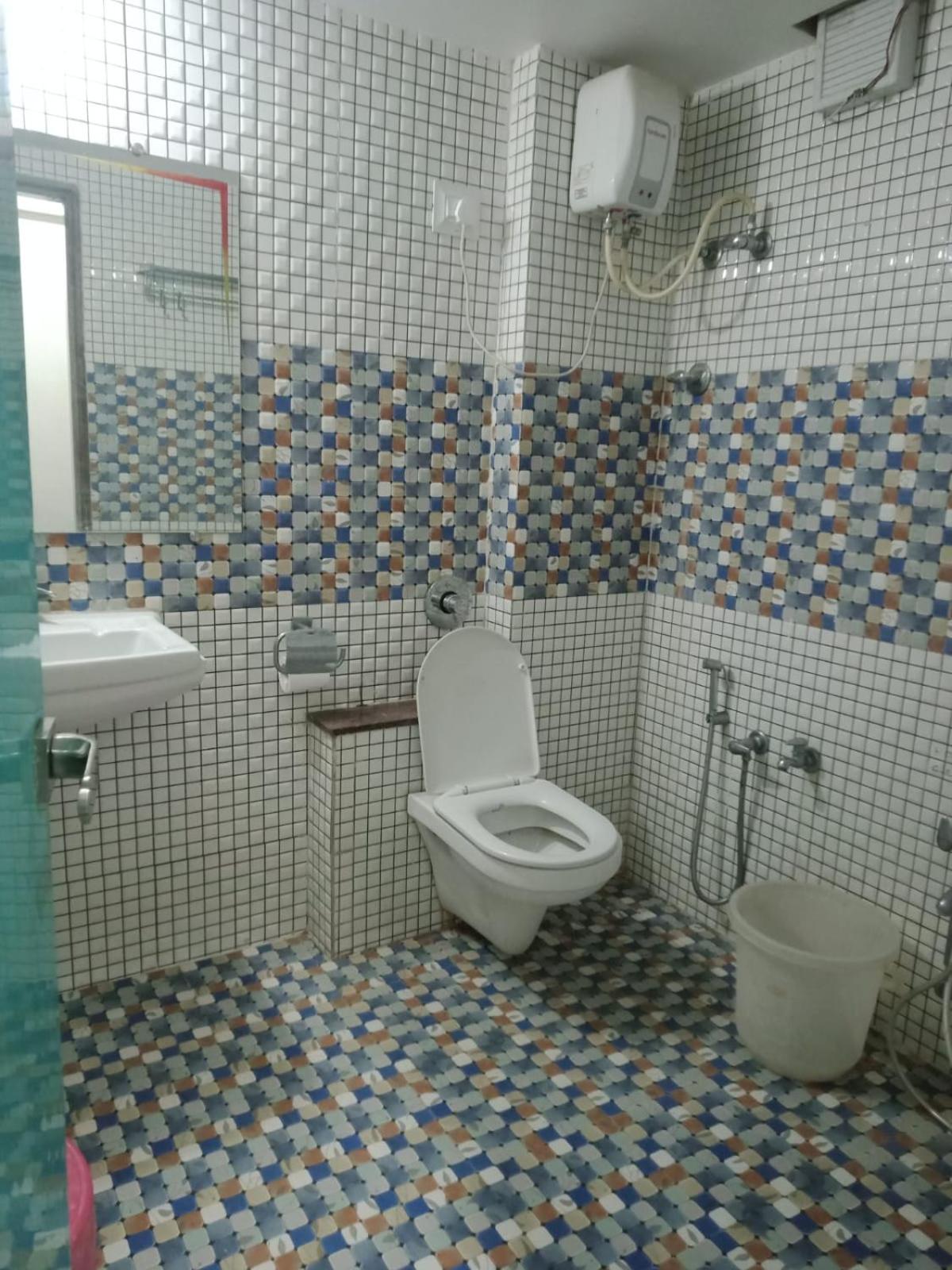 Hotel Hillton Gandhinagar Ngoại thất bức ảnh