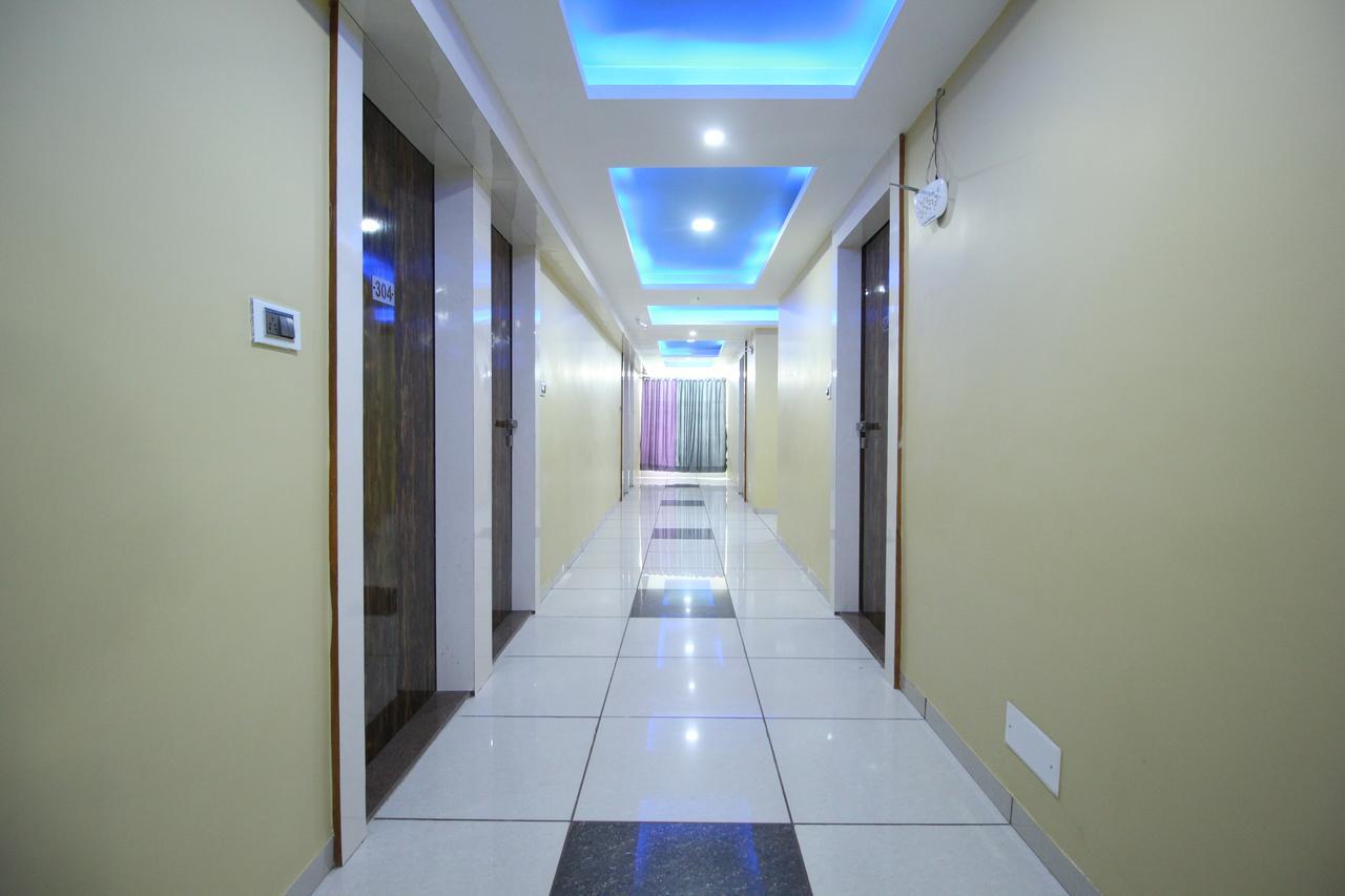 Hotel Hillton Gandhinagar Ngoại thất bức ảnh
