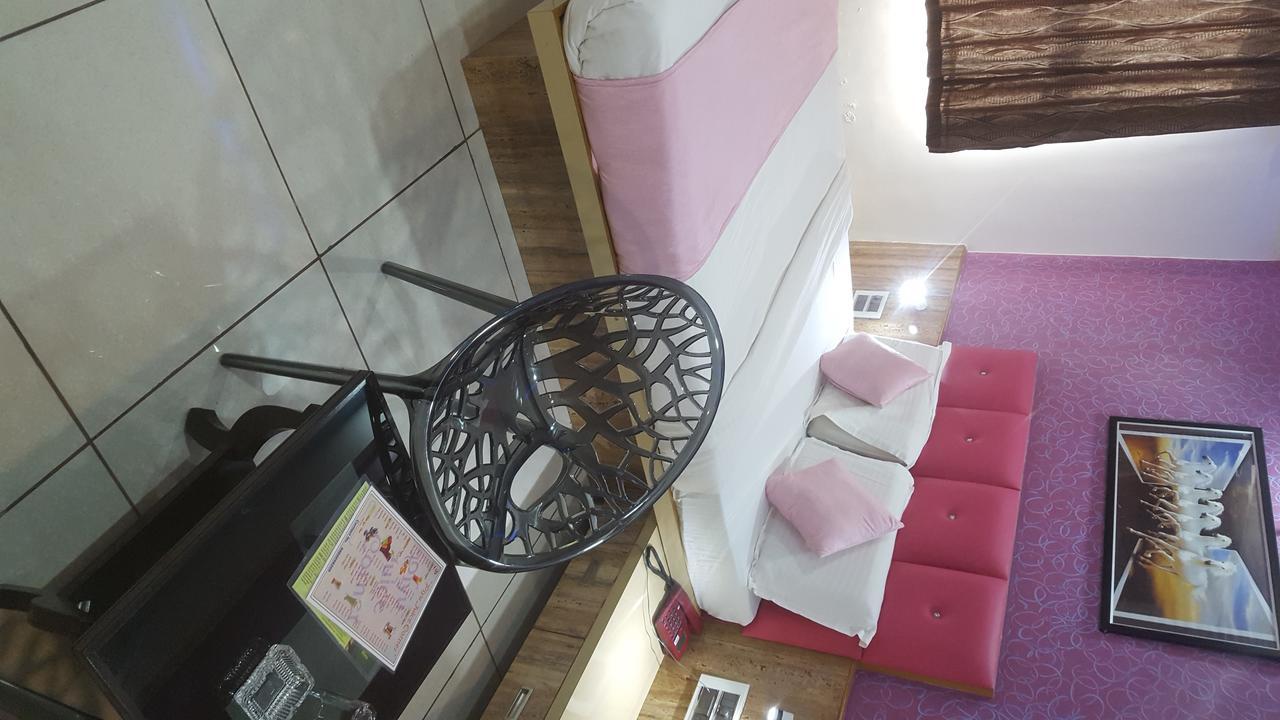 Hotel Hillton Gandhinagar Ngoại thất bức ảnh