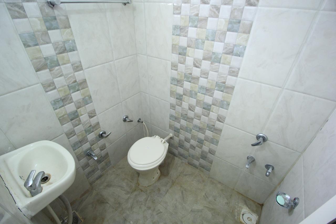 Hotel Hillton Gandhinagar Ngoại thất bức ảnh