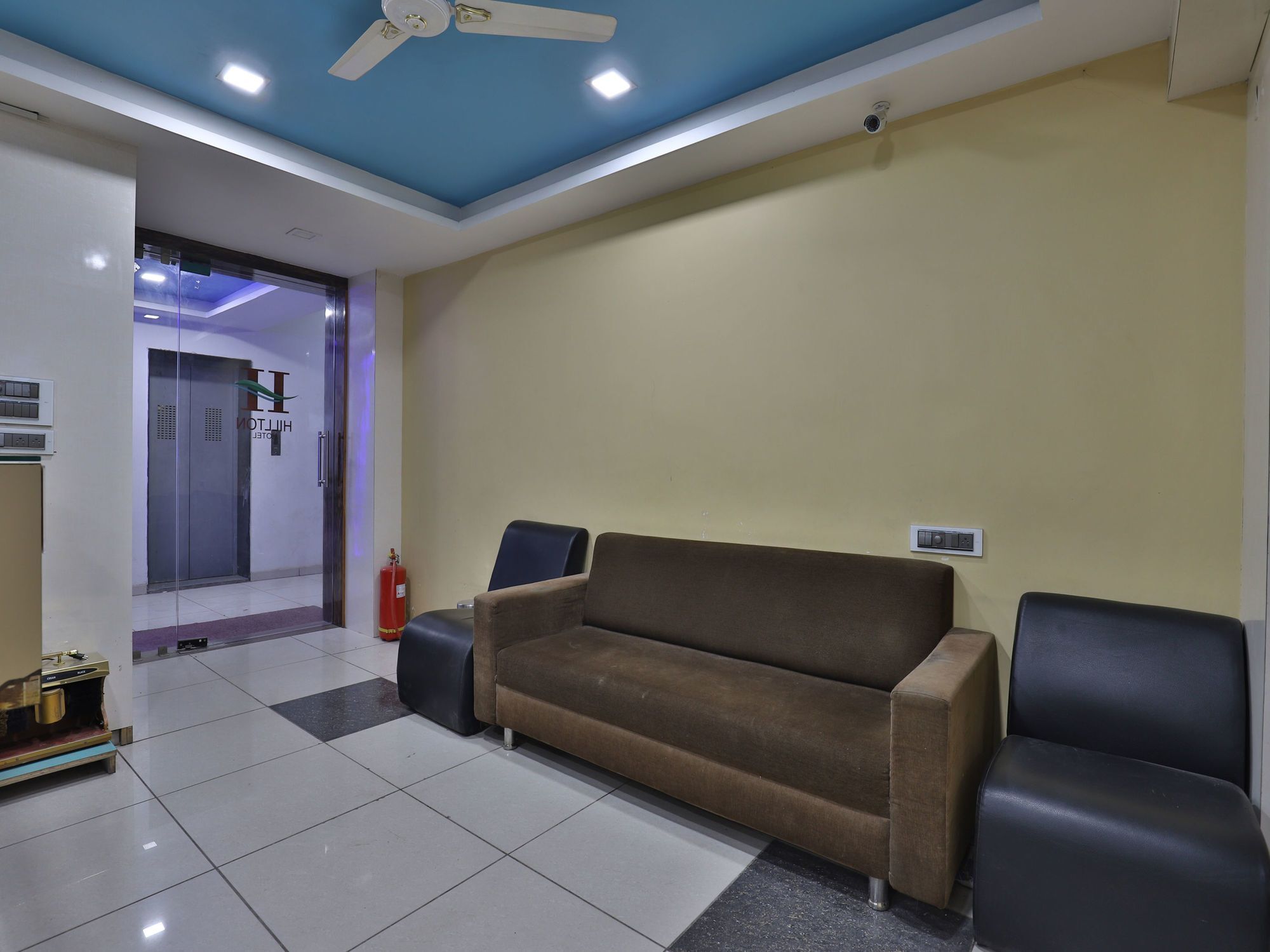 Hotel Hillton Gandhinagar Ngoại thất bức ảnh