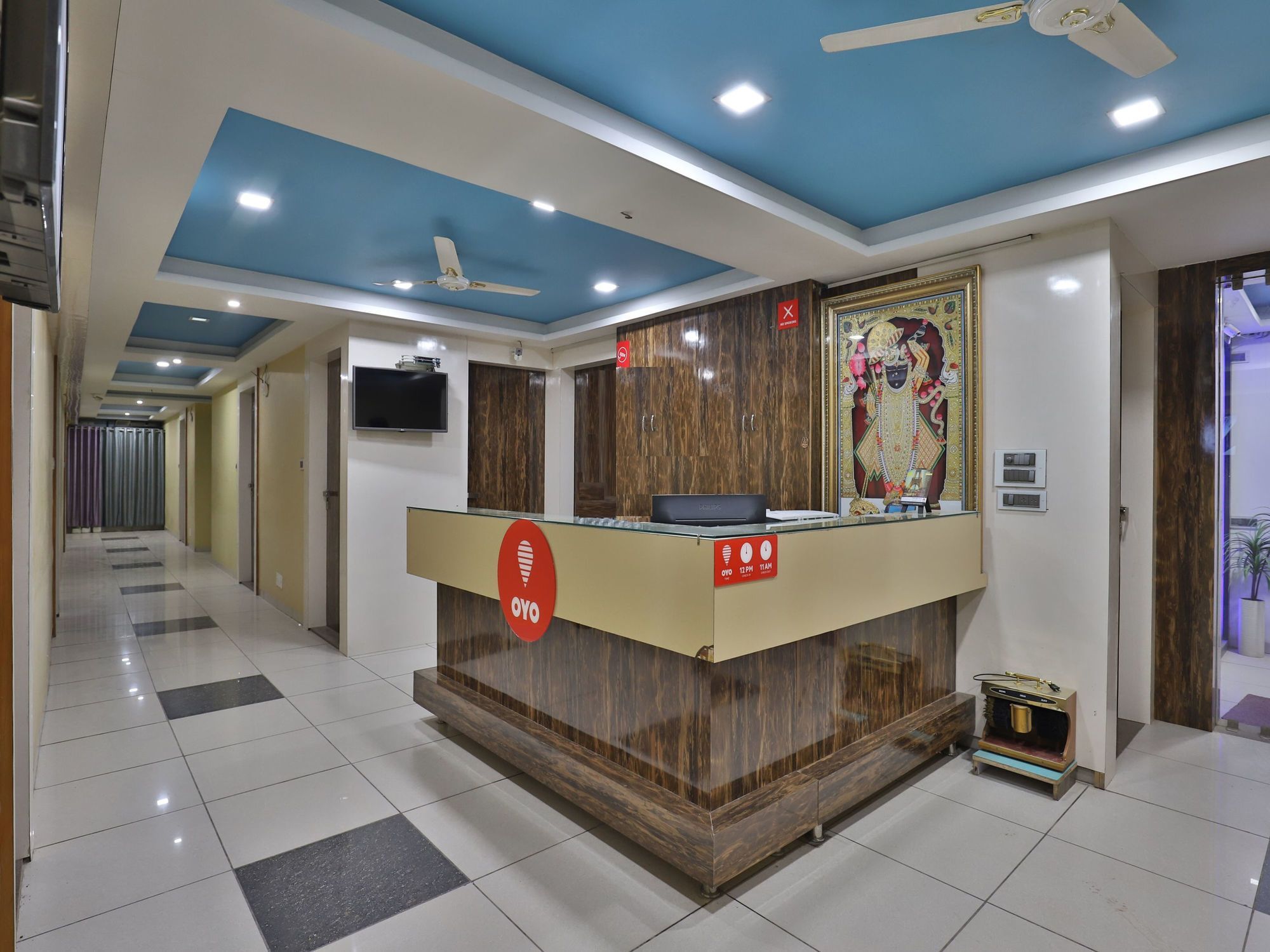 Hotel Hillton Gandhinagar Ngoại thất bức ảnh